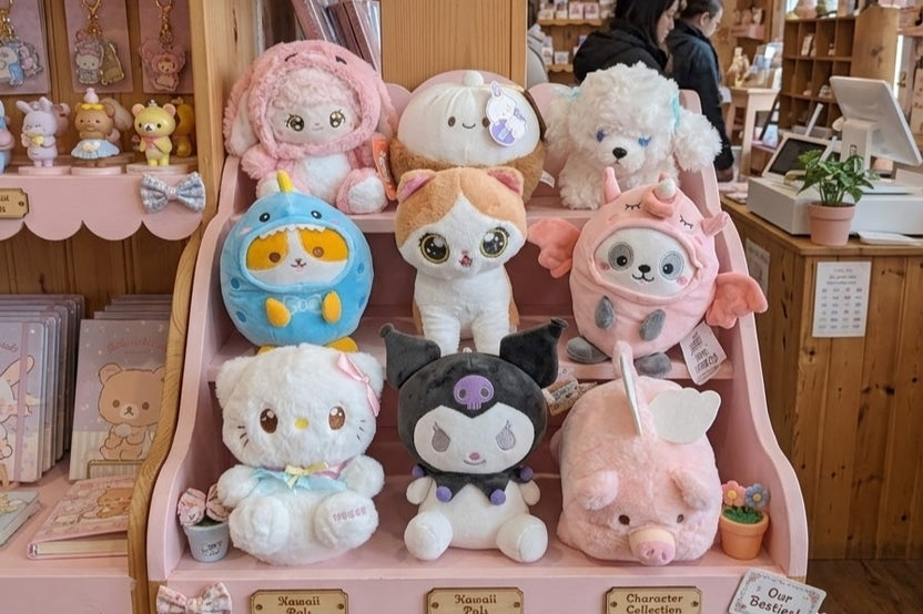 Plush and plus Mystery SCOOPS gift box for girls tweens teens