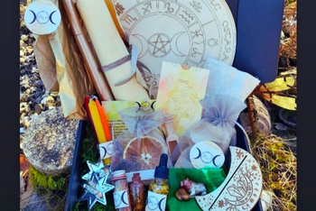 An Imbolc Sabbat Box of original ritual & spell work, organic ritual oils, loose incense, Ritual bath, altar card holder,Wheel of the Year, 