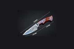 10 inch patented handmade Damascus Damascus hunting knife with leather sheath, ideal for skinning, camping, outdoors and more activities.