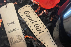 This deliciously dark book box includes a mix of dark romance & Halloween erotic horror books + a themed merch by Gothika Books.