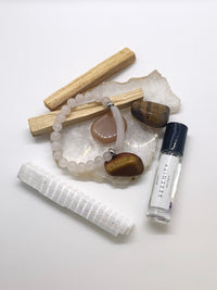 HEALING CRYSTALS RITUAL KIT (retail value $45.) Great for morning or evening rituals, or mediation. amplify your energy, and heighten your spiritual enlightenment with our Healing Crystals Set. Manifest More Abundance, Love, and Peace!