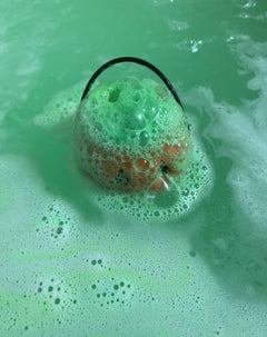 Pumpkin pail bath bomb