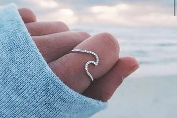 WAVE ♡ Crystal Ring GIFT
