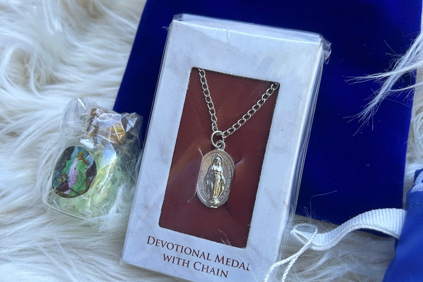 Saint Catherine Laboure box (Miraculous Medal)