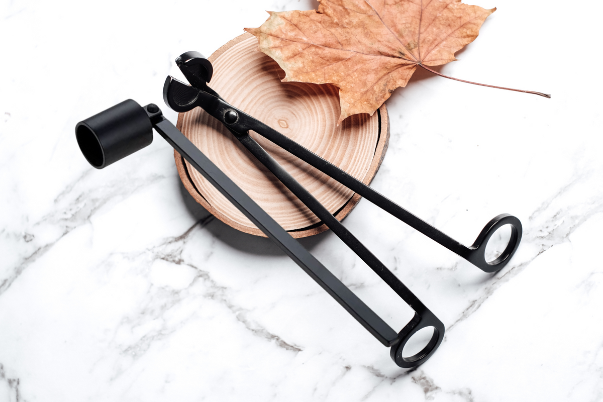 Image of Sleek Black Wick Trimmer and Snuffer Set