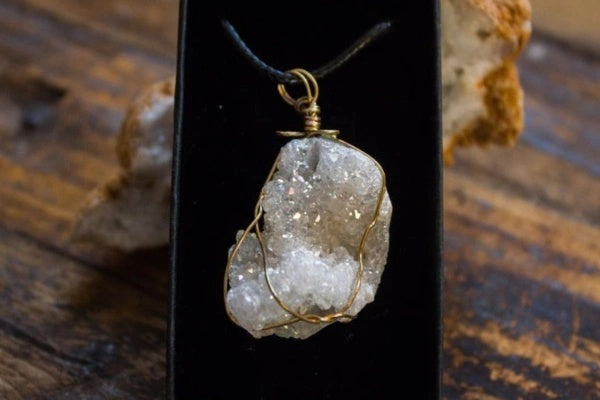 Natural Stone Necklace Club