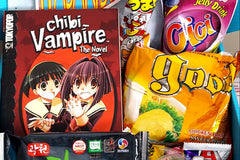 ITADAKIBOX Manga & Snack Book Club Box