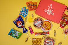 Image of Mexicrate Mediana Box and candy.