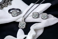 TrendyTreasures Monthly Fashion Jewelry Set Subscription Box
