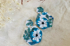 Essencia Earrings of the Month - 1 Pair