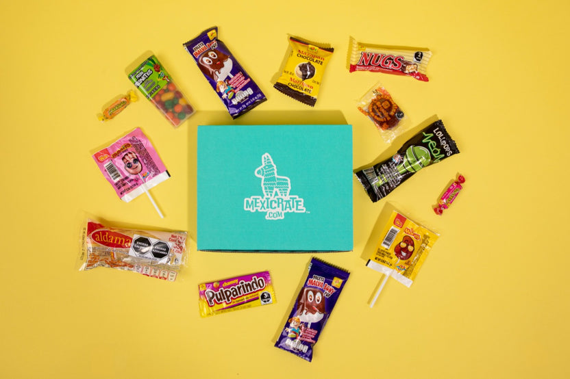 Image of Mexicrate Pequeña Box and candy.