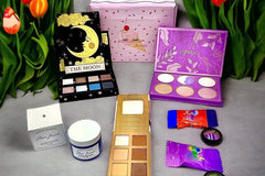 April 2023 Box
Everyone Received:
1 Eyeshadow Palette
1 Highlighter Palette
1 Face Mask
2 Multichrome Loose Pigments
1 Contour Palette