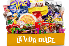 Image of Mexicrate Grande Box and candy.