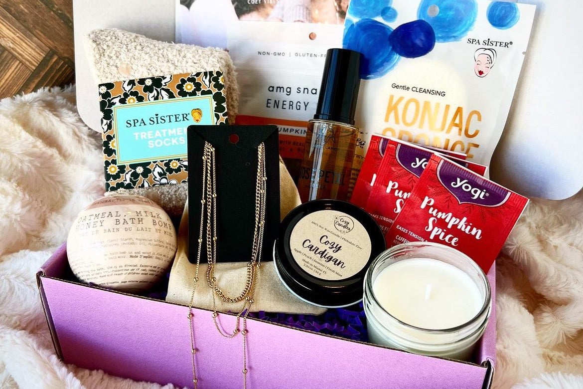 Monthly Care Package for Her| Genglow Self-care Subscription Box
