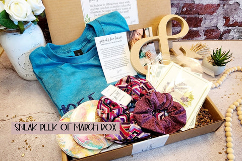Funny T-Shirt Feel Good Box
