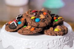 Includes dry ingredients, a high quality tool, recipes, AND a video tutorial! (Loaded Chocolate Cookies- included several topping choices)