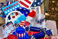 Monthly Holiday Pretty Picnic Box