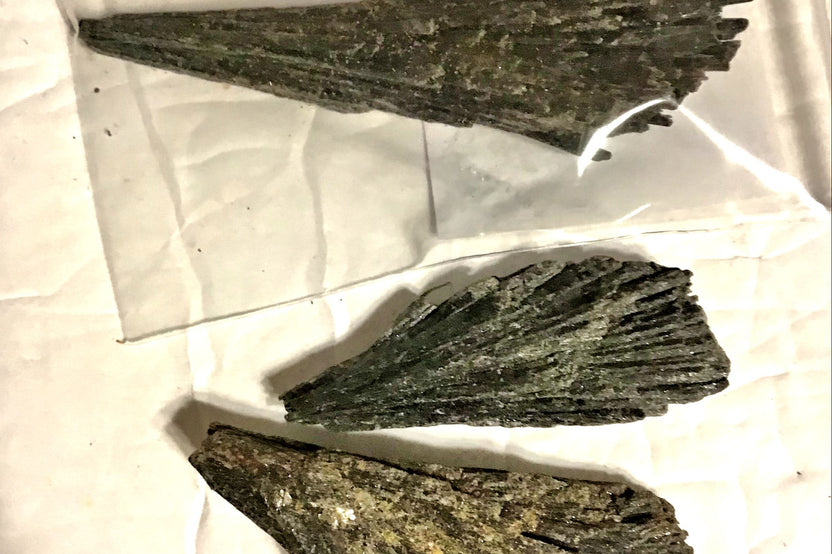 Children's Monthly Crystal Pack