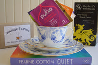 The Original English Vintage Teatime Box - Eat, Drink, Read & Keep