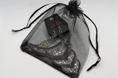 1 Fashion Necklace, 1 Earring Pair, and 1 Bracelet Monthly *Popular*