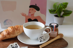Le Surpris dejeuner afternoon tea/breakfast box