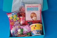 ITADAKIBOX Manga & Snack Book Club Box