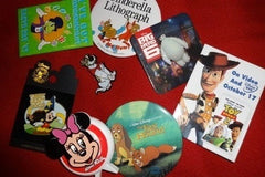 We love Disney pins! Whatsits Galore has trading pins, plastic pins, & pinback buttons from Disney films and parks. You get 1 in every box.