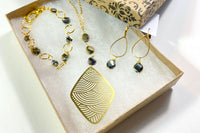 2-4 Trendy Jewelry Items