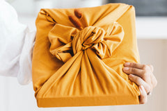 Zero-waste gift wrapping box