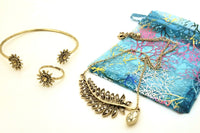 Monthly high-quality, trendy & stylish jewelry box