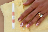 Gift Mom the secret to radiant nails with our Vegan & Cruelty-Free Cuticle Oil Pen. Best nail care for strong, healthy nails!