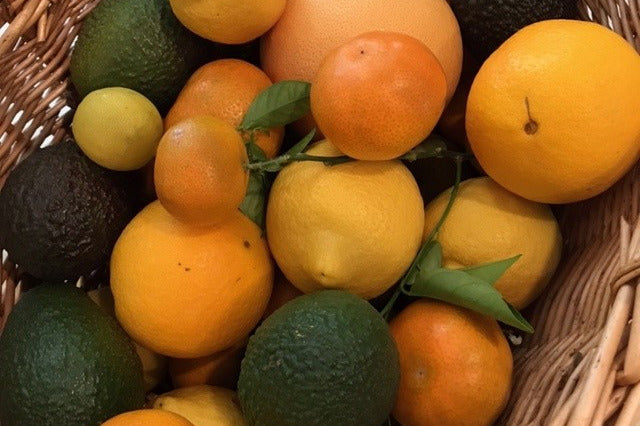 Fresh Organic Fruit from California Orchard - "Season's Best" Fruit Subscription Box – 10lbs
