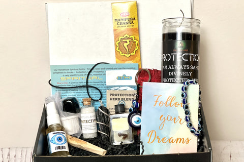 Items inside the 555 ritual box talisman, incense, candle, herbs, spray, instructions, spiritual bath 
