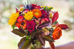 Flower Bouquet (Lux: 19-32 Mixed Stems)