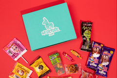 Image of Mexicrate Pequeña Box and candy.