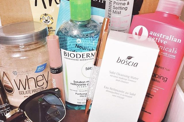 Monthly Beauty & Lifestyle box