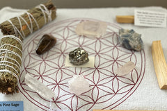 Stone and Sage Grid Set
Everything revolves around the intention placed on any given situation. Manifesting!