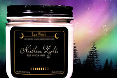 Northern lights inspired by the aurora borealis, this candle takes you sky gazing at night surrounded by spruce trees and the brisk wind. 