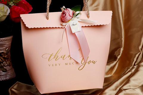 Discover the perfect gift among our thoughtfully crafted collection of tea gift sets designed to provide a unique visual/sensory experience.