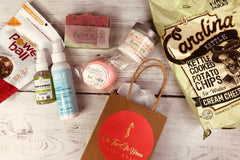 ON THE GO MOM BOX