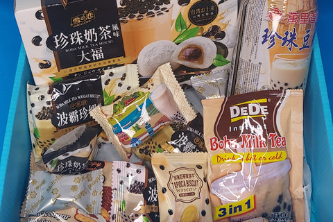 ITADAKIBOX Boba Milk Tea Themed Asian Snack & Drink Box upto 20 PCS | BUBBLE TEA BOX)