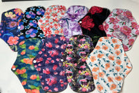 Each box contains 1 Menstrual Soft Bamboo Charcoal Cloth Sanitary Pad. 