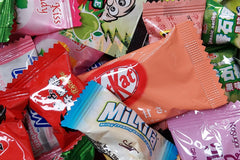 ITADAKIBOX 100pcs Asian Variety Candy Box