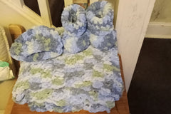 Monthly baby box