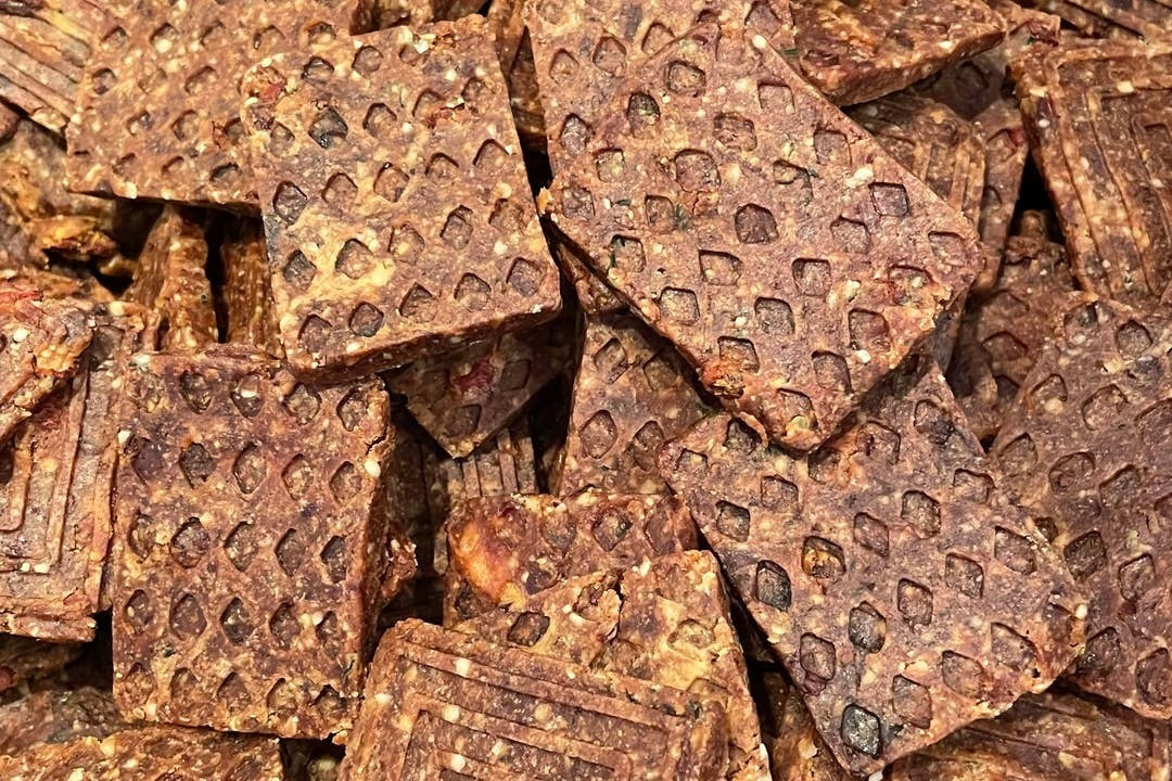 Recieve a variety of dog treats every month to your doorstep for you and your furbaby to enjoy. Explore what your pup loves! 
