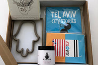Israeli goodies inside every seasonal box. Open each box to discover Israel differently. Connect and love everything inside the Hasod Boxes.
