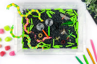 Developed in collaboration with Occupational Therapists, our Therapy Sensory Bin is specially crafted for child-led learning. 
