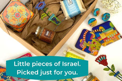 Israeli goodies inside every seasonal box. Open each box to discover Israel differently. Connect and love everything inside the Hasod Boxes.