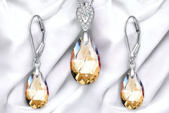 TrendyTreasures Monthly Fashion Jewelry Set Subscription Box