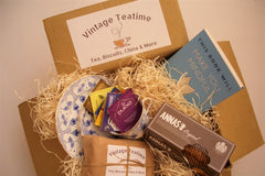 The Original English Vintage Teatime Box - Eat, Drink, Read & Keep